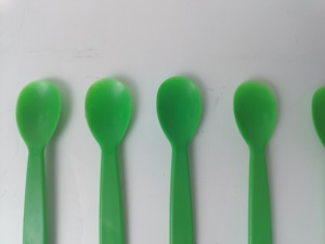 Cuillères de mesure en plastique jetables à queue carrée à deux extrémités pour laboratoire médical et usage domestique pour poudre de médicament liquide - Product Image 2