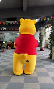 Costume Gonfiabile di <span class=keywords><strong>Winnie</strong></span> <span class=keywords><strong>the</strong></span> <span class=keywords><strong>Pooh</strong></span> di Alta Qualità 2 M/2,6m per Decorazioni Festa Cosplay Mascotte Orso di Peluche per Adulti - Product Image 4