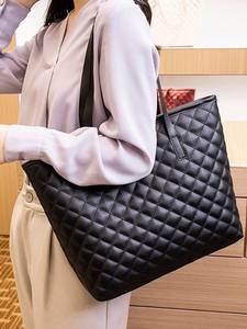 2026 New Luxury Women's Fashion <b>Handbag</b> with Zipper Closure Durable Portable Foldable Design Cotton Lining <b>Chain</b> <b>Strap</b> Model 060 - Product Image 4