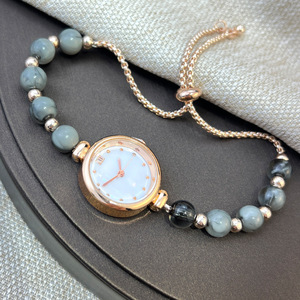 New Arrivals Niche Light Luxury 23mm Women's Quartz <strong>Watch</strong> Adjustable Pull-Out Hot Style Alloy Featuring New <strong>Pearl</strong> 20mm Pointer - Product Image 3
