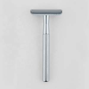 Maquinilla de afeitar de Metal con diseño clásico de <span class=keywords><strong>tres</strong></span> piezas, doble filo, cero residuos, húmeda, de seguridad - Product Image 4