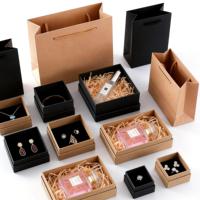 Boîte cadeau écologique biodégradable pour bougies et diffuseurs avec emballage carré rigide en papier kraft imprimé quadricolore et pelliculage mat