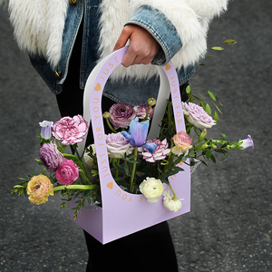 Valentine's Day Floral Art Bouquet Packaging <strong>Box</strong> Hand-Held Fresh <strong>Flower</strong> Gift <strong>Box</strong> Simple English Ivory Board <strong>Flower</strong> Shop Supplies - Product Image 2