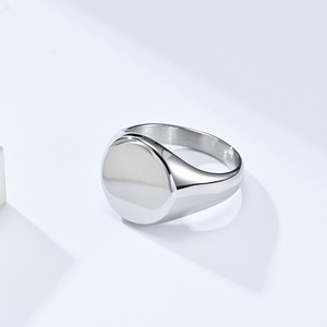 Minimalist mirror-polished <b>titanium</b> steel stamp <b>ring</b>, unisex, understated luxury, high-end trendy jewelry. - Product Image 3