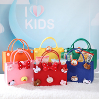 Sac fourre-tout en feutre pour enfants, vente en gros d'usine, avec ornements en peluche détachables, imperméable, cadeau de naissance, logo personnalisé