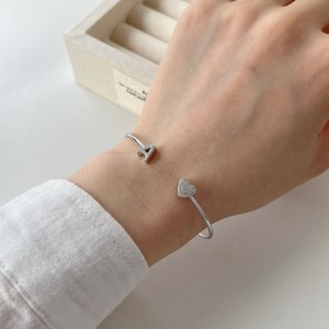 Dylam Độc Đáo S925 Bạc Cuff Vòng Đeo Tay Giáng Sinh <span class=keywords><strong>CZ</strong></span> Zirconia <span class=keywords><strong>Bangle</strong></span> Tùy Chỉnh 26 Inital Thư Vòng Đeo Tay Bangles Cho Phụ Nữ Người Đàn Ông - Product Image 3