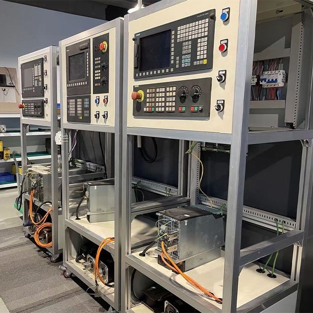 6FC5210-0DA00-1AA1 Used Tested Siemens SINUMERIK 840D MMC100.2 CNC Control System 1Year Warranty