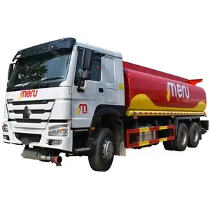 Sinotruk Howo 6x4 Camión de aceite de 20000 litros con dispensador Camión de repostaje Camión cisterna de combustible