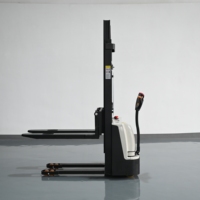 Transpalette Électrique EverLIFT 1,5 Tonne ELES-15J à Batterie Plomb-Acide, Contrepoids, pour Levage de Palettes Lourdes