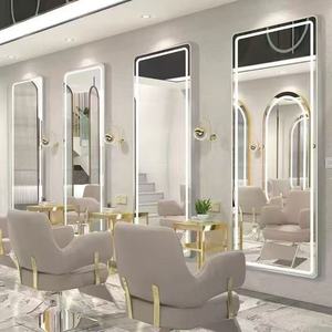 Estación de Espejo de Peluquería Específica para Salón, Ajustable, de Pared, con Luz LED Regulable de un Solo Lado, Estilo Simple - Product Image 1