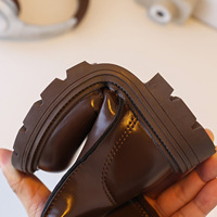Bottes en cuir pour enfants, style chevalier, avec boucle métallique, fermeture éclair latérale, semelle épaisse antidérapante, bottes d'extérieur tendance pour tout-petits