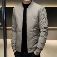 Veste en duvet pour homme, veste en duvet de canard personnalisée et chaude, col baseball d'hiver, coupe-vent, veste décontractée pour homme pour l'extérieur