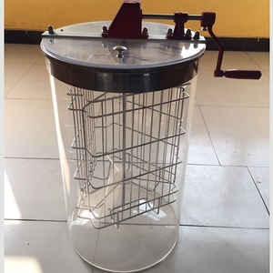 Nouvelle conception, <span class=keywords><strong>extracteur</strong></span> de <span class=keywords><strong>miel</strong></span> manuel <span class=keywords><strong>à</strong></span> 3 cadres en verre organique entièrement transparent et acier inoxydable avec robinet <span class=keywords><strong>à</strong></span> <span class=keywords><strong>miel</strong></span>, en vente - Product Image 5