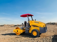 Rouleau vibrant à tambour unique de 4 tonnes-Compacteur routier industriel pour la construction de sols bitumineux