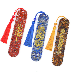 Segnalibro in Resina con Cristalli Naturali e Nappa, Fatto a Mano, Rettangolare Arrotondato, con 7 Pietre Chakra, Segnapagina Creativo, Regalo di Cancelleria - Product Image 4
