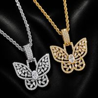 Pendentif Papillon en Alliage Plaqué Argent avec Strass Baguette Effet Glacé, Collier Hip Hop Chaîne Corde, En Stock, Vente en Gros