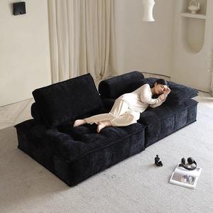 Canapé modulaire en tissu Piedmont Block, une ligne carrée, chenille noire, style minimaliste, pour salon - Product Image 1