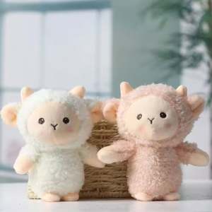 Nouveau porte-clés en peluche de mouton de dessin animé - Petit, doux et écologique - Product Image 3
