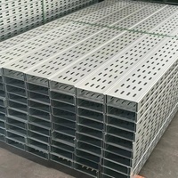 Goulotte de câblage perforée industrielle en acier inoxydable 304, résistante à la rouille, pour câblage en environnement humide (usine chimique, marine)