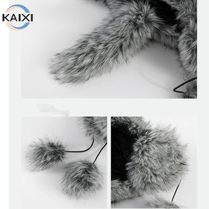Chapeau Bob Hiver Chaud en Fausse Fourrure Épaisse et Moelleuse avec Oreilles et Queue d'Ours, Forme Animale en Peluche, pour Femme - Grande Vente - Product Image 3