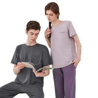 Ensemble de vêtements pour femmes, haut à manches courtes en coton brodé avec poche poitrine, col en V, pantalon large assorti, vêtements de détente de luxe