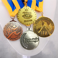 Médaille sportive personnelle en métal moulé sous pression plaqué or pour les coureurs de marathon gravés pour les occasions de Noël
