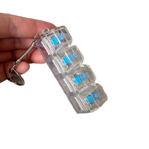 เครื่องทดสอบสวิตช์คีย์บอร์ดแบบกลไกพร้อมไฟ 4 ปุ่ม สำหรับคลายเครียด ของเล่นพวงกุญแจบีบคลายเครียด - Product Image 1