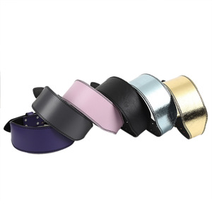 Cinturón de levantamiento de pesas de alta resistencia con logo personalizado, soporte lumbar para peso muerto y levantamiento de potencia, cinturón de gimnasio de cuero brillante - Product Image 1