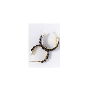 PND202404-639 Boucles d'oreilles créoles en acier inoxydable 316L plaqué or PVD avec perles noires, bijoux de mode - Product Image 1