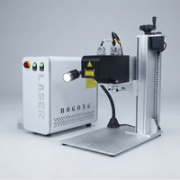 Marqueur laser à fibres 3D avancé avec JPT MOPA M7 pour la gravure en relief de haute précision sur l'acier inoxydable