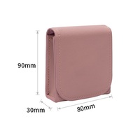 Pochette de maquillage portable mini tendance en cuir PU avec fermeture éclair, motif lettres, double étui à rouge à lèvres et miroir