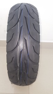 PNEU DE MOTO POUR AUTOROUTE 110/70-17 Pneu de moto sans chambre à air pour conditions routières mixtes Durable Longue durée - Product Image 5