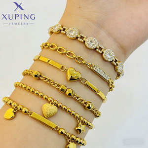 XUPING Gioielli all'Ingrosso, <span class=keywords><strong>Bracciale</strong></span> da Donna Placcato <span class=keywords><strong>Oro</strong></span> 24K <span class=keywords><strong>con</strong></span> Ciondoli a Forma di Farfalla, Fiore e Cuore, Catena alla Caviglia <span class=keywords><strong>con</strong></span> <span class=keywords><strong>Pietre</strong></span> - Product Image 1