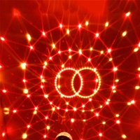 Chambre d'enfant Décoration de la maison Projecteur 3D d'étoiles en mouvement à LED émettant des UV avec mode de contrôle FB4 pour la chambre de bébé