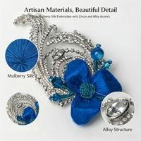 Bros Kelopak Biru Buatan Tangan, Pin Kerah Bordir Sutra Mulberry dengan Paduan Zirkon, Perhiasan Bunga Etnik Artisan, Hadiah untuk Wanita