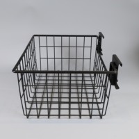 Zware, moderne, zwarte, ronde metalen wandmontage draadmand met pegboard haken voor gereedschap & garageopbergruimte