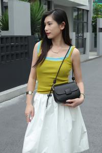 กระเป๋าถือขายส่งปี 2026 แฟชั่นลายลิ้นจี่ หนังไมโครไฟเบอร์ กระเป๋าสะพายข้างขนาดเล็กสำหรับผู้หญิง กระเป๋าสะพายไหล่ผู้หญิง กระเป๋าถือดีไซน์เนอร์สำหรับผู้หญิง - Product Image 6