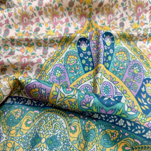 Écharpes et Stoles Imprimées Numériquement Haut de Gamme Personnalisées Douces Légères Tendance OEM ODM Marque Privée Vente en Gros Fournisseur d'Usine - Product Image 6