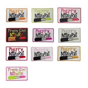 Nuevo Parche Termoadhesivo Bordado con Diseño de Labios 'Pretty by Nature' para Decoración de Gorras y Sudaderas - Product Image 2