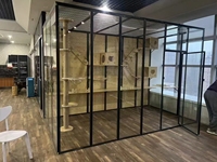 Maison pour animaux de compagnie en verre et aluminium de luxe personnalisable de haute qualité avec structure en bois, grand espace, villa pour chat