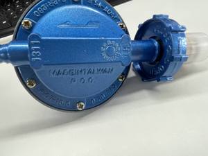 Regulador de gas de presión europeo LPG de aluminio de Venta caliente con manguera y abrazaderas - Product Image 6