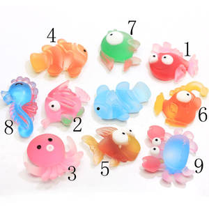 Nueva llegada mate de neón océano Kawaii cabujones Planar resina llavero peces tropicales del hipocampo de Jellyfi - Product Image 1