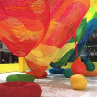 Red de nido de abeja móvil de poliéster de alta tenacidad Ropecube, colorida, para centro de entretenimiento familiar, equipo de juego interior