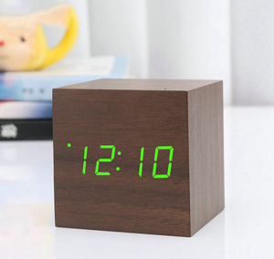 Đồng Hồ Báo Thức Điện Tử Bằng Gỗ Kỹ Thuật Số LED Kích Hoạt Bằng Giọng Nói Sáng Tạo - Product Image 5