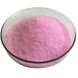 Fertilizante soluble en agua NPK de color rosa 18-9-27