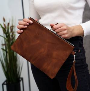 Качественная винтажная популярная однотонная дизайнерская косметичка-портмоне из искусственной кожи оптом - Product Image 1