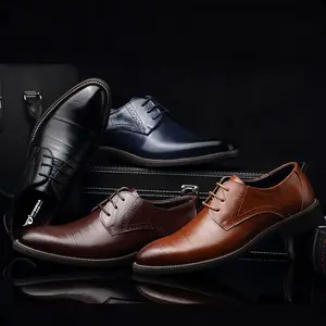 Sepatu pernikahan pria, sepatu kasual bisnis Inggris bertali modis kualitas tinggi untuk pria