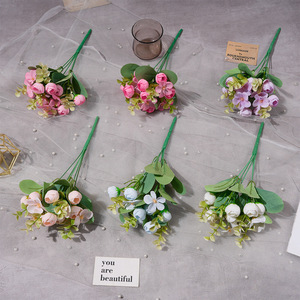 Bouquets de fleurs d'eucalyptus artificielles, roses en soie, décoration de mariage, décoration de la maison - Product Image 1