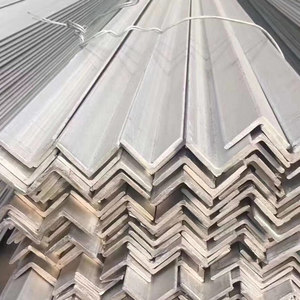 Q235 Q345รีดร้อน A36วัสดุก่อสร้างมีความแข็งแรงสูงเหล็กฉากเหล็กสีดำ - Product Image 1