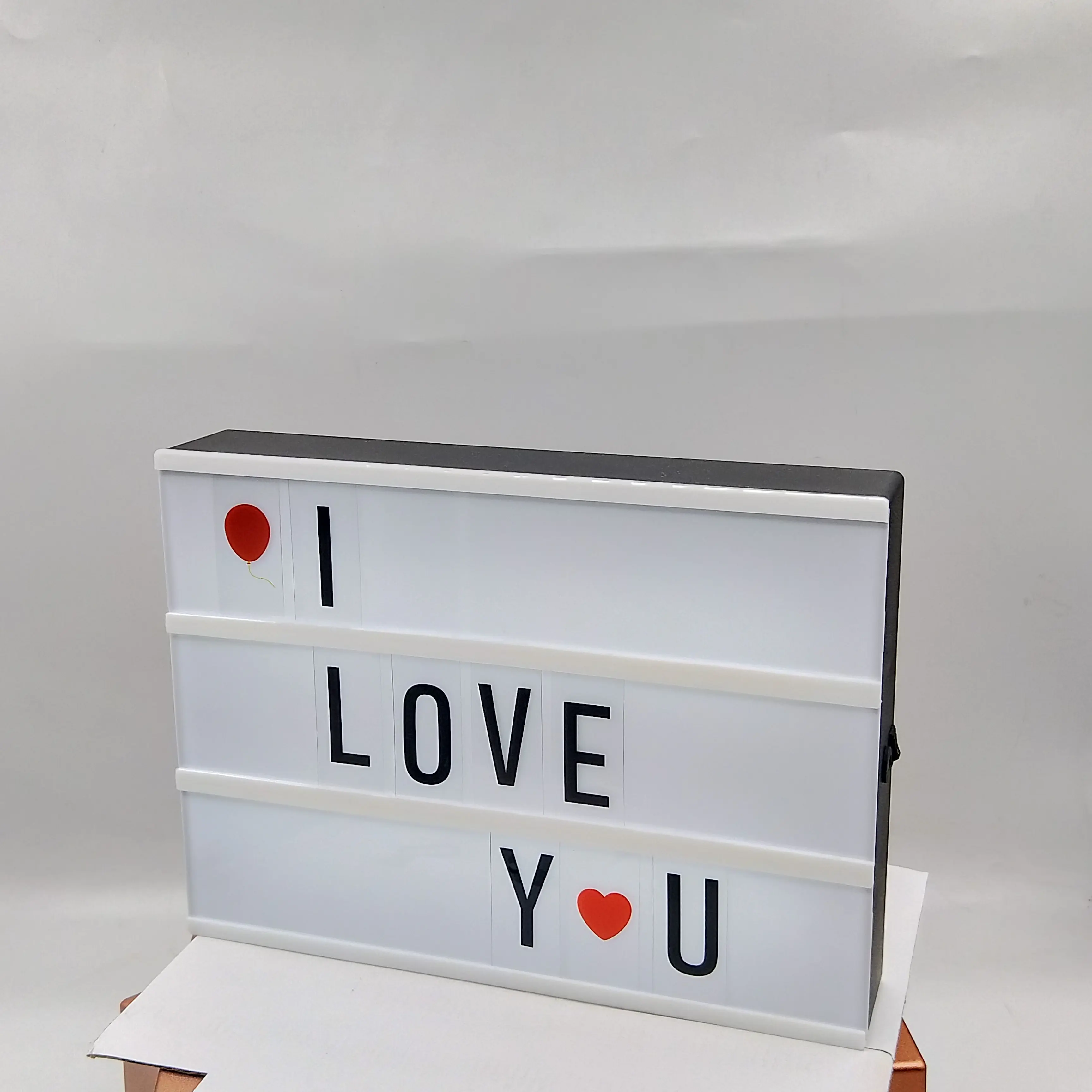 Caja de luz LED para Cine con letras en negrita, regalo de mensaje decorativo portátil blanco con Cable USB